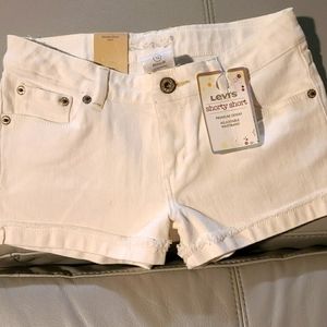 Levi's white size 12 in Girls shorts